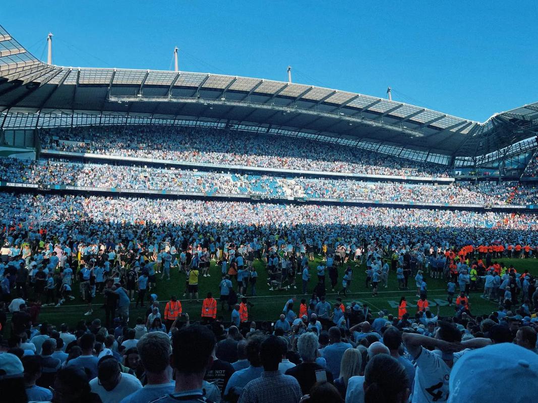 曼城欧冠生死战！瓜帅祭出恐怖攻击群，哈兰德领衔豪华阵容剑指伯纳乌（欧冠生死夜！瓜迪奥拉火力全开，哈兰德领衔曼城豪阵直扑伯纳乌）