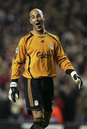 每体：巴萨18岁后卫埃斯帕特训练中受伤，将缺阵约两个月（每体：巴萨18岁小将埃斯帕特训练受伤，预计缺阵近两月）