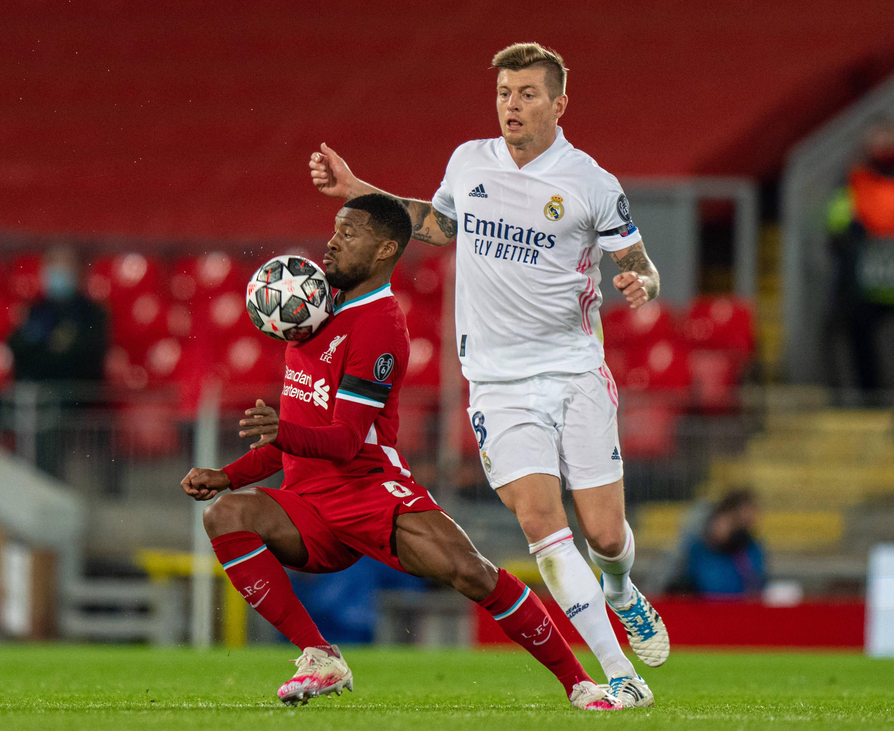 云南外援奥斯卡连续七场联赛参与进球，刷新个人中超最长纪录（云南外援奥斯卡7轮联赛连场参与破门，改写个人中超最长纪录）