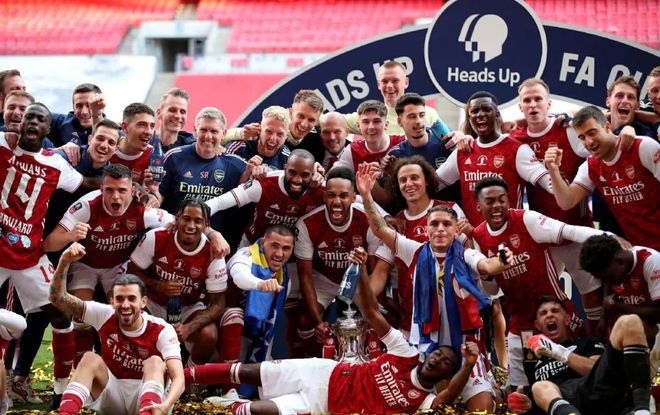 阿涅利家族：关于尤文图斯股份出售的谈判并未进行（阿涅利家族称未就尤文图斯股权出售展开谈判）