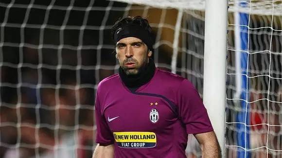 广岛前锋：亚冠与J联赛在身体对抗、速度等方面有很大区别（广岛前锋：亚冠与J联赛在对抗强度与速度上差异明显）