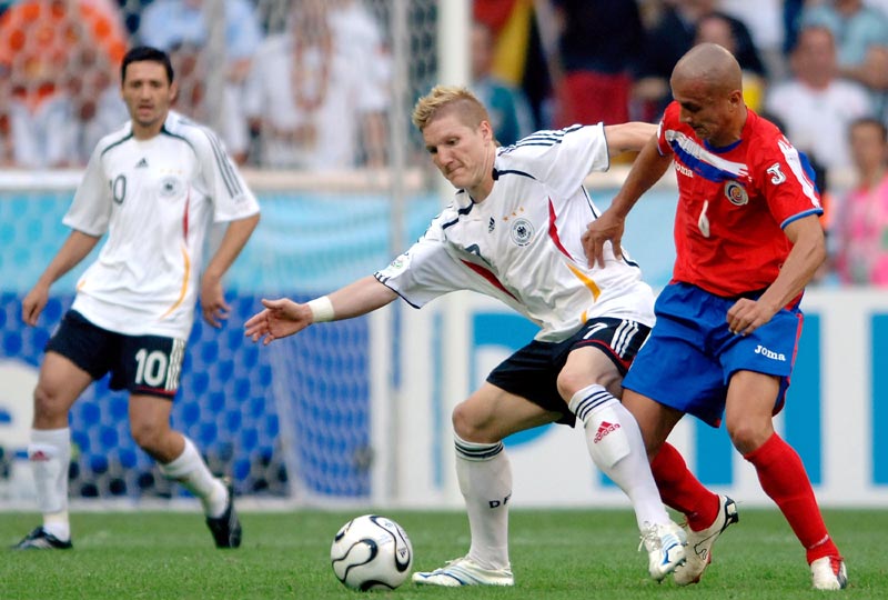 阿莫林：库尼亚已归队，有两人出战成疑；不会看谩骂我的言论（阿莫林：库尼亚回归，两人出战成疑；我不看针对我的谩骂）