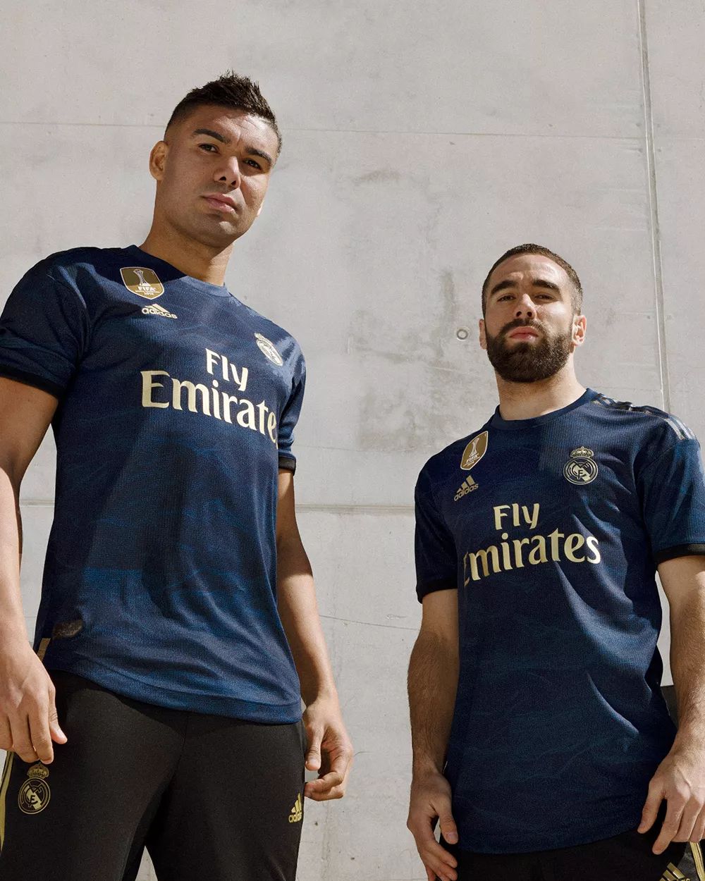 鲁媒：山东泰山开出的续约条件对瓦科而言仍具备极高的吸引力（鲁媒：泰山队为瓦科提供的续约条件依然极具吸引力）