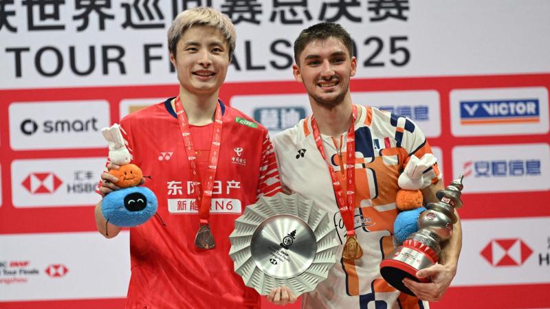 意天空：罗马已就齐尔克泽与曼联谈判，双方每天都在进行对话（意天空：罗马与曼联就齐尔克泽展开谈判，双方保持每日沟通）