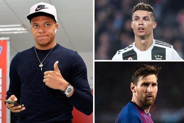 德天空：多特高层想和布兰特续约，但球员得接受降薪（德媒：多特高层欲与布兰特续约，前提是球员接受降薪）