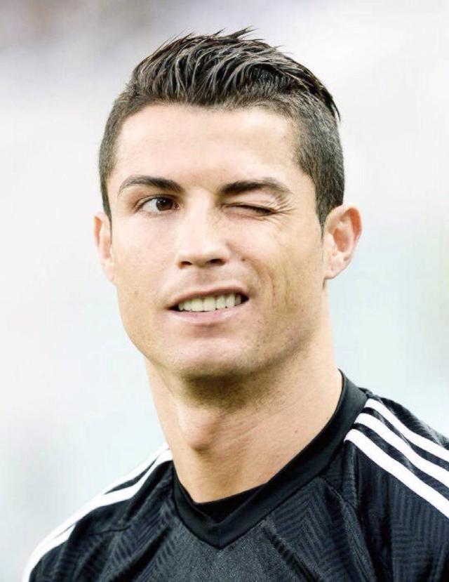 德天空：尤文关注匈牙利20岁中场托特，球员身价1500万欧（据德天空报道，尤文有意匈牙利20岁中场托特，估值约1500万欧元）