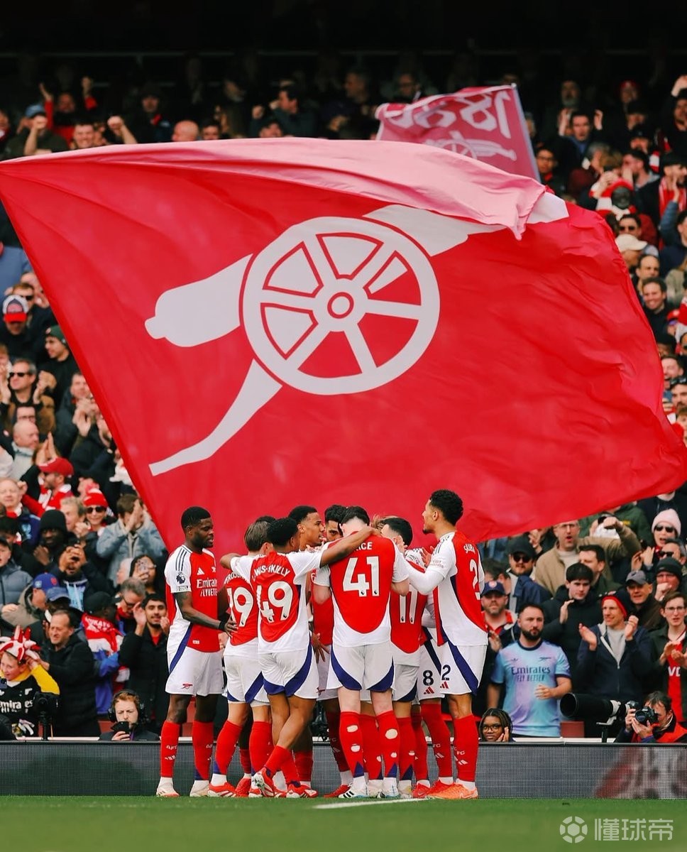 意媒：AC米兰将和罗马在冬窗争夺齐尔克泽（意媒：AC米兰与罗马冬窗竞夺齐尔克泽）