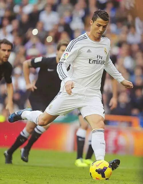 图片报：拜仁的球探考察了达伽马19岁的巴西边锋拉扬