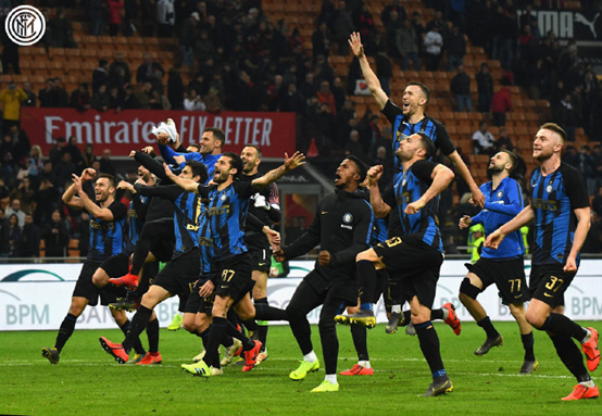 天空体育：那不勒斯希望引进马赛前锋格林伍德（天空体育称那不勒斯有意签下马赛前锋格林伍德）